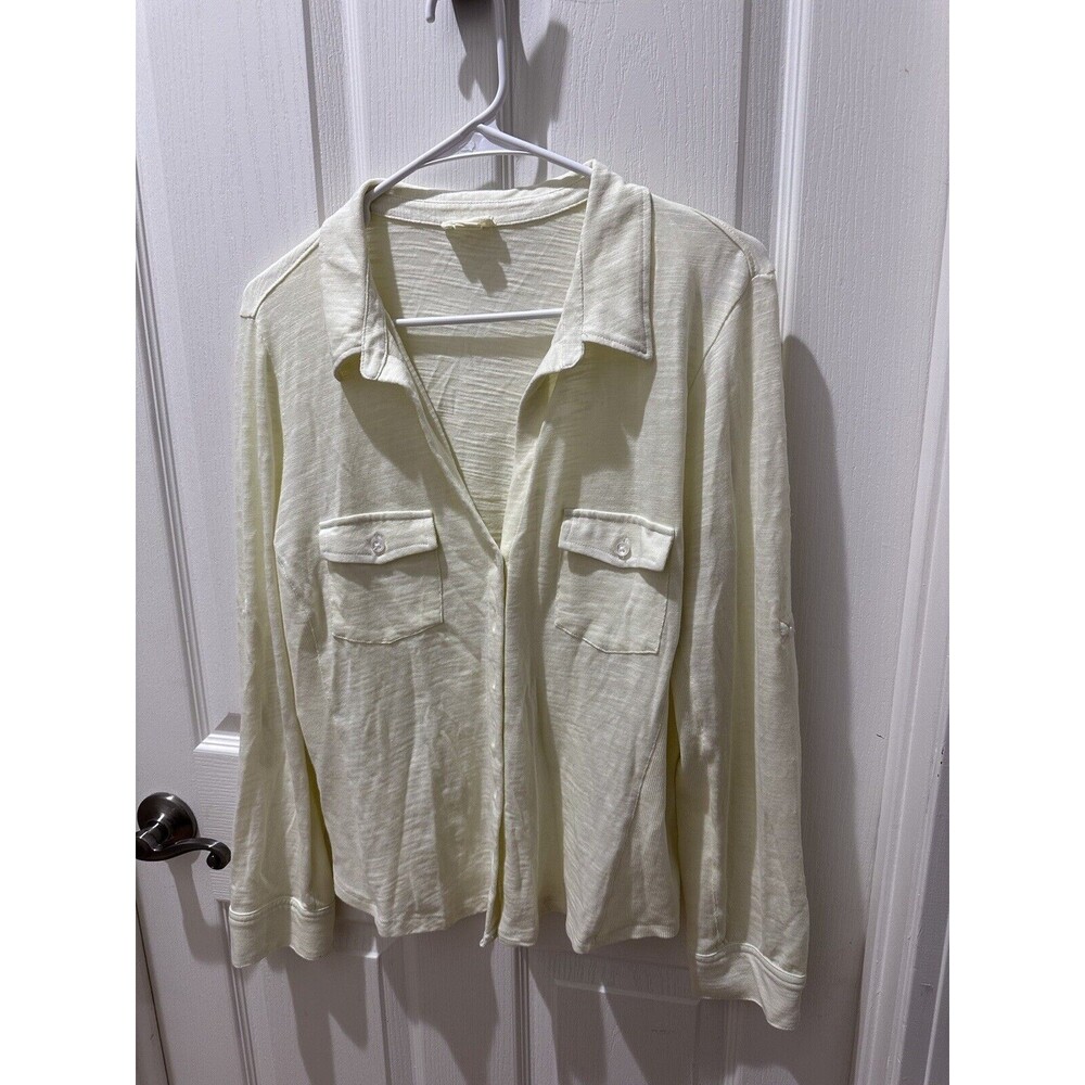 Caslon Blouse Sz L Yellow Long Sleeve Button Up w/Pockets